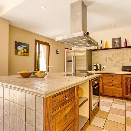 Son Pavo Real Holiday home *