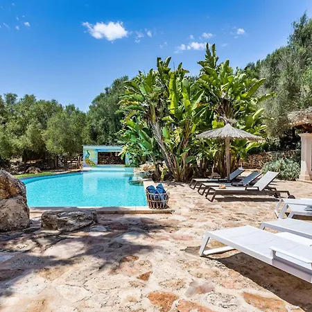 Son Pavo Real Holiday home Santanyi